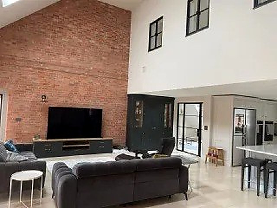 Architect-designed home by Weir Construction Group in Chesterfield, Derbyshire
